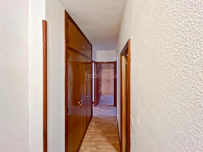 Foto 8fd93cff-d387-458c-adf2-f97d0a308075. Piso  en venta en Numancia, puente de vallecas en Madrid