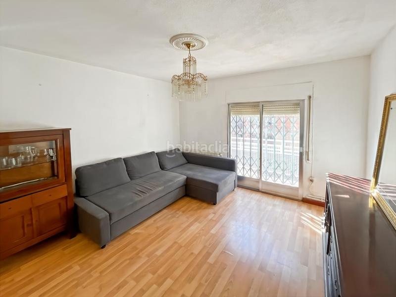 Foto a90aee43-b4c0-4e19-ac39-7c99e761558b. Piso  en venta en Numancia, puente de vallecas en Madrid