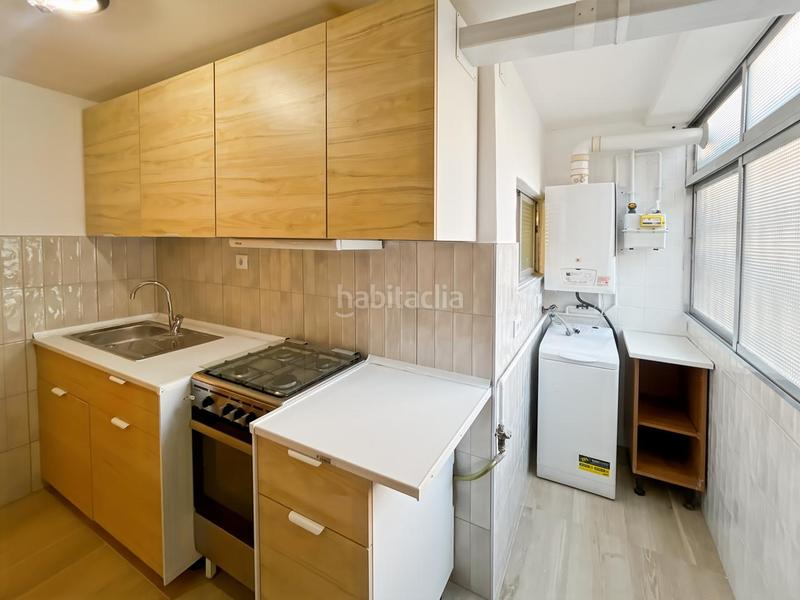 Foto c9137acd-24f8-408a-bb38-368f49de8d4a. Piso  en venta en Numancia, puente de vallecas en Madrid