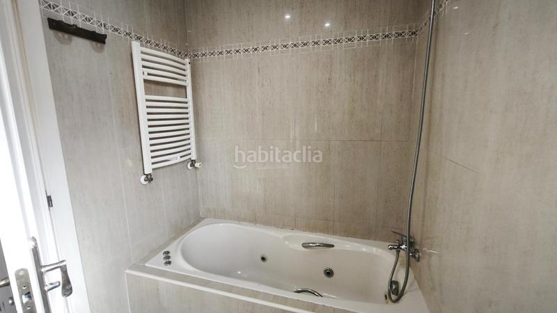 Foto 037214f5-40d5-4735-a1a8-aa6ac5179090. Casa con piscina in Casco Histórico Rivas - Vaciamadrid