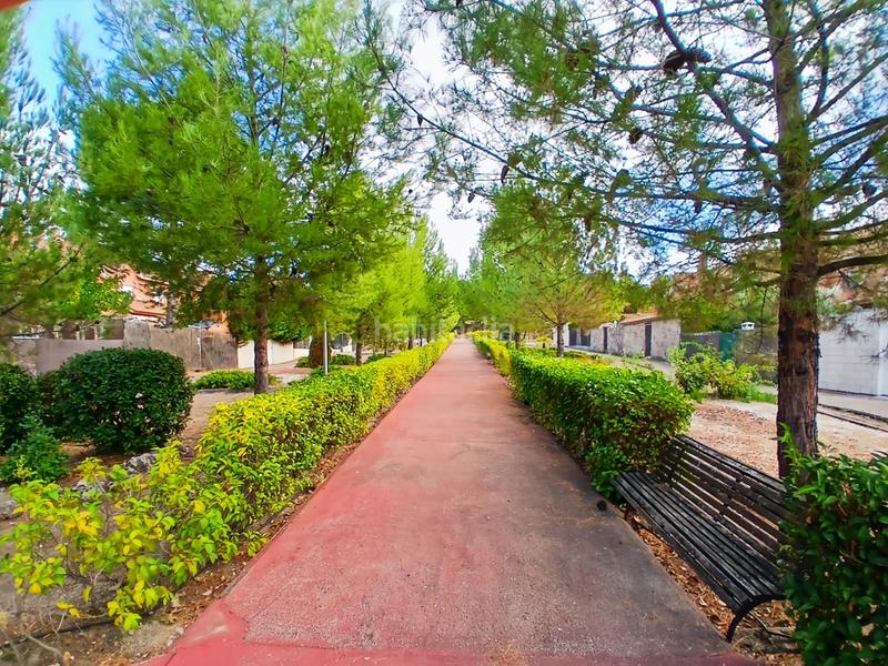 Foto ba934b27-a0c0-4e3d-972d-529b354ca074. Doppelhaus mit heizung parking pool in Urbanizaciones Rivas - Vaciamadrid