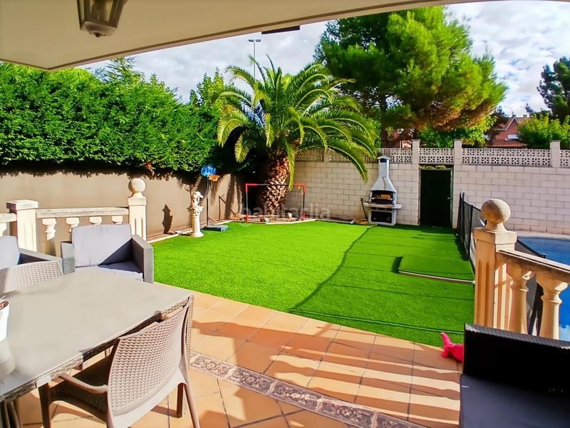 Foto cad2f9ee-14c0-49f2-b5d7-32cf38c5e562. Doppelhaus mit heizung parking pool in Urbanizaciones Rivas - Vaciamadrid