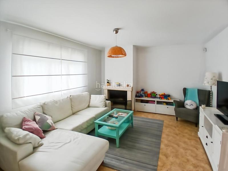 Foto e6d2d4ac-a2e0-4e63-b33c-bafd437eeb70. Doppelhaus mit heizung parking pool in Urbanizaciones Rivas - Vaciamadrid