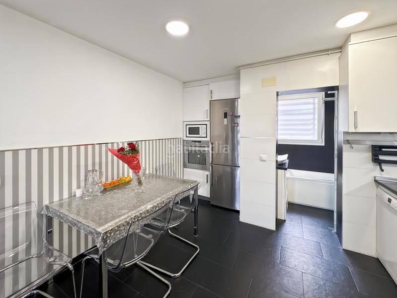 Foto 13e67e6f-c560-478b-b3d1-c96995115bee. Piano terra con riscaldamento in Entrevías Madrid