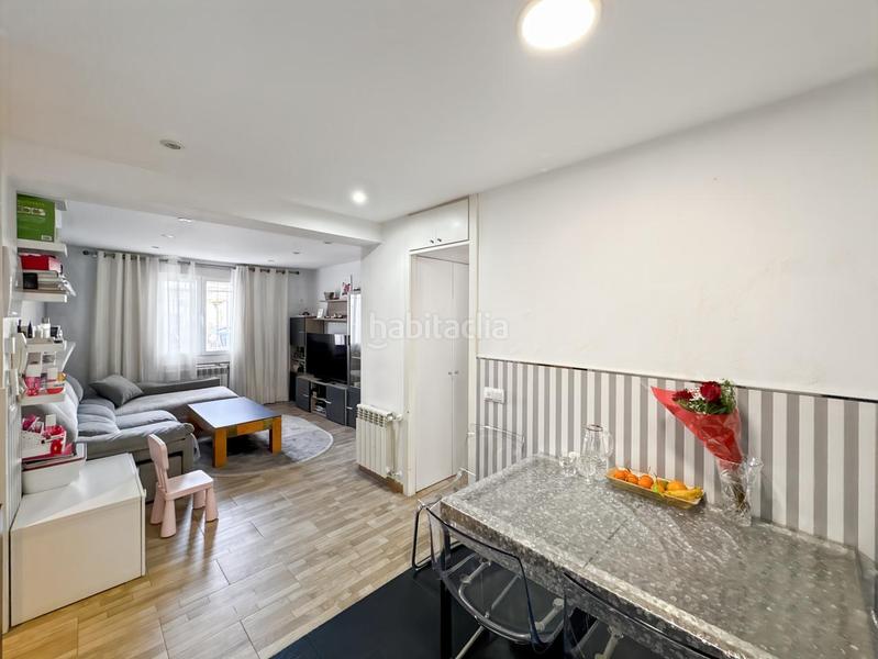 Foto fecaebab-6c88-42fd-aacb-50a5ecdb2f37. Piano terra con riscaldamento in Entrevías Madrid