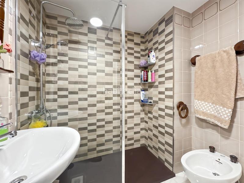 Foto 9b3a89a9-47da-4f65-82b0-d9438c91428a. Pis amb calefacció aparcament a Palomeras Sureste Madrid