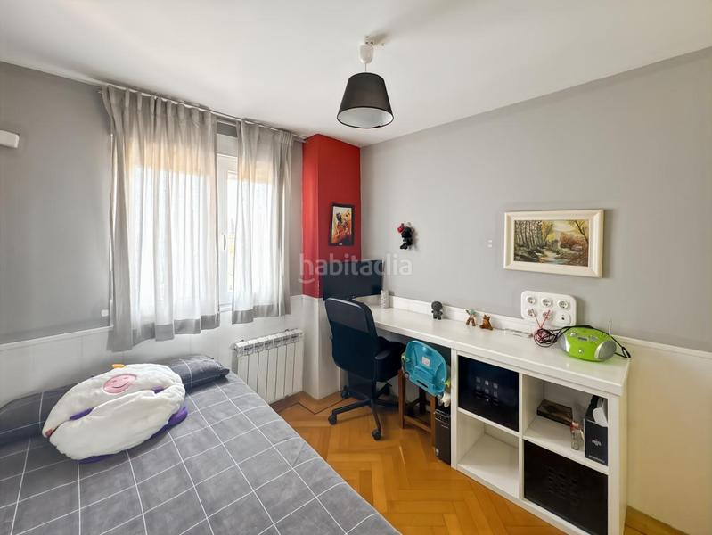 Foto b60a6d06-0d21-411d-bf47-1f16358dccdf. Pis amb calefacció aparcament a Palomeras Sureste Madrid