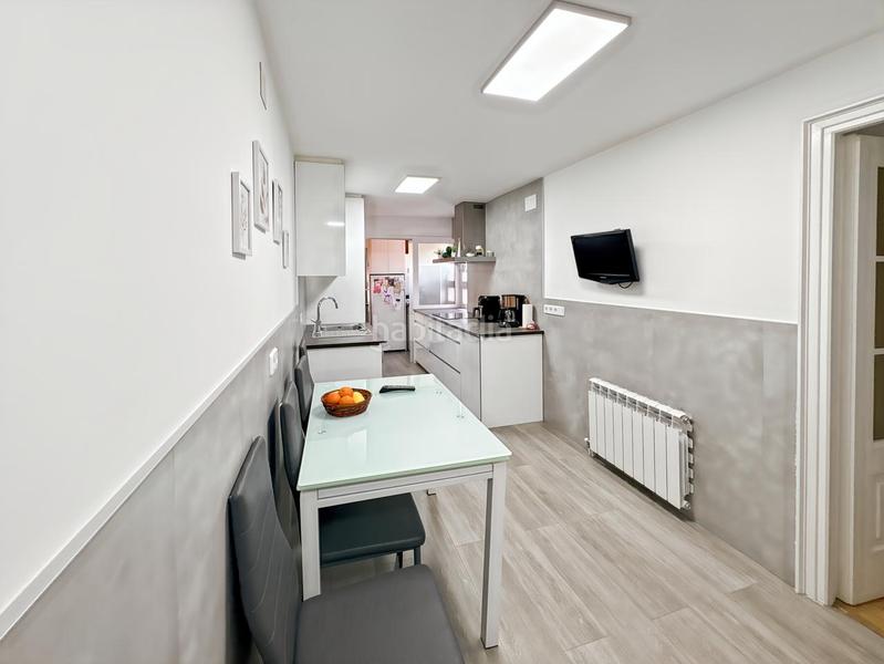 Foto c8a3da5b-0248-47f5-849b-d4c022609b40. Pis amb calefacció aparcament a Palomeras Sureste Madrid