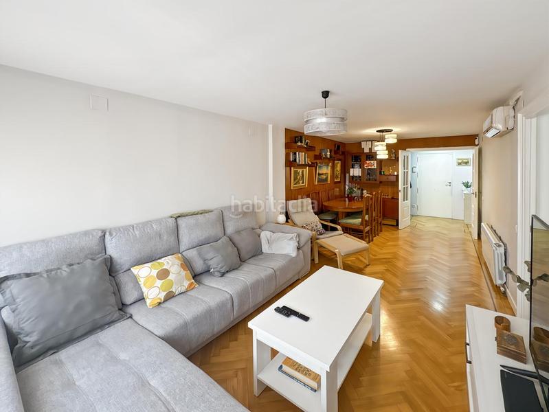 Foto e70f14c0-7c9b-4c24-a4ad-f3be3e10a3ff. Pis amb calefacció aparcament a Palomeras Sureste Madrid