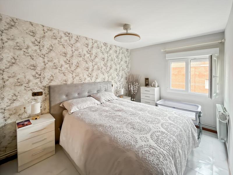 Foto 1d1894a4-3c89-4d77-a208-e4d621961fa3. Pis amb calefacció a Numancia Madrid