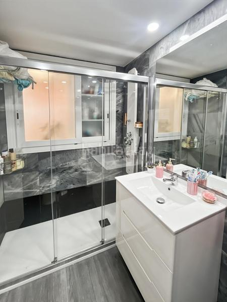 Foto 71cf350e-b82f-4d51-8b9d-95fc680e6250. Attico con riscaldamento parcheggio in Ensanche de Vallecas-La Gavia Madrid