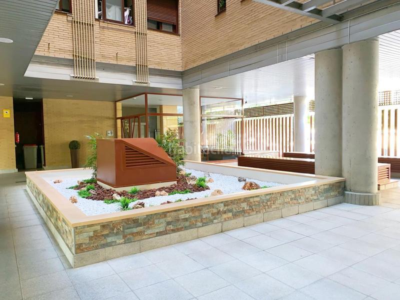 Foto e339579a-fce1-46dd-8705-9a18ee990c7f. Attico con riscaldamento parcheggio in Ensanche de Vallecas-La Gavia Madrid