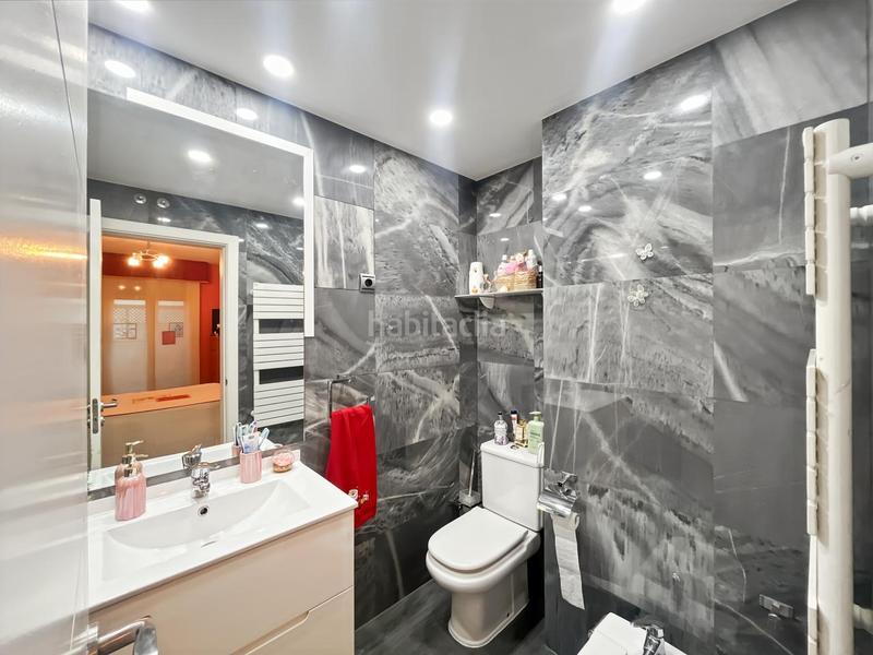 Foto f0056b8c-2b9d-473d-a59f-7118ef3cacb6. Attico con riscaldamento parcheggio in Ensanche de Vallecas-La Gavia Madrid