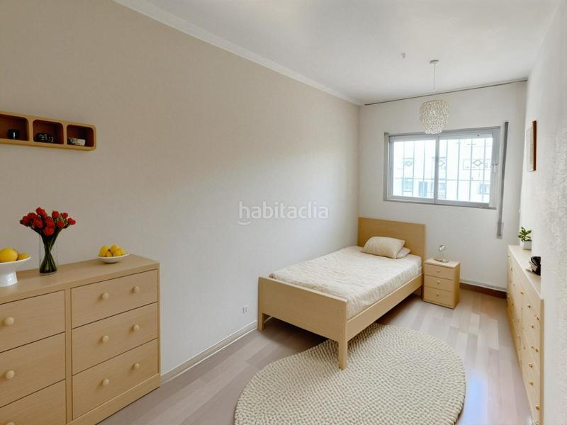 Foto 8486715d-6391-42a1-9cf5-f13cf1475f71. Etagenwohnung mit heizung in Numancia Madrid