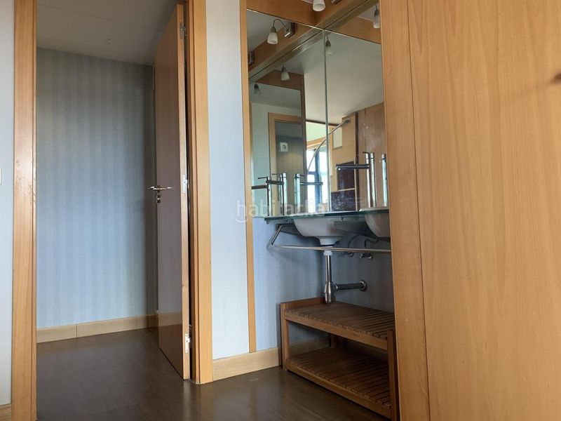 Foto b321f055-a384-4ccc-a237-f4e3ffcb067a. Pis amb calefacció aparcament piscina a Ensanche de Vallecas-La Gavia Madrid