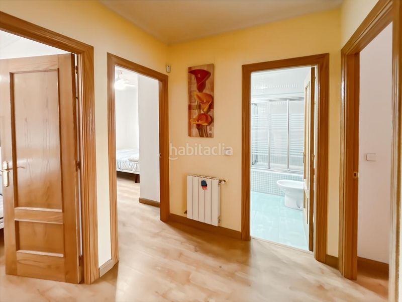 Foto 3d96ecbc-e51c-42f5-bb24-c0f625763860. Casa aparellada amb calefacció piscina a Valdelaguna
