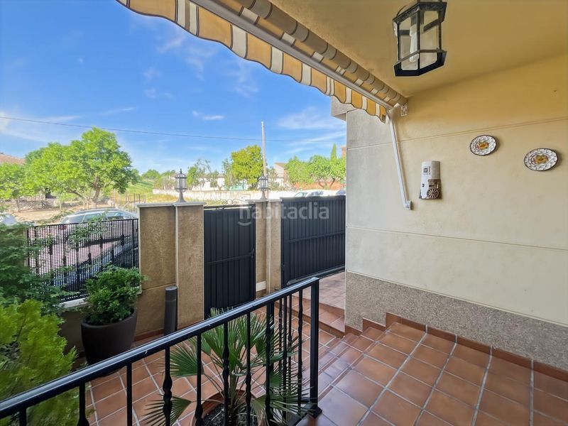 Foto 94717633-871d-453a-92a2-ad7cfc440df6. Casa aparellada amb calefacció piscina a Valdelaguna