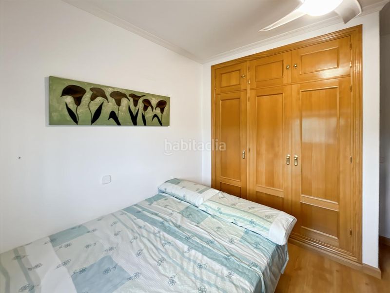 Foto ab081e61-3ba1-441d-b57b-77911e0d53b2. Casa aparellada amb calefacció piscina a Valdelaguna