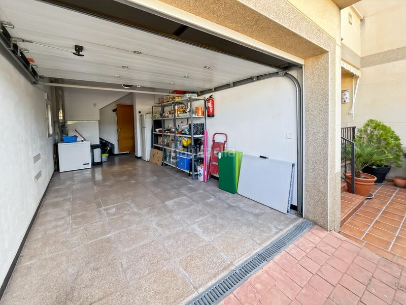 Foto befaa48e-31e5-45bd-8eb7-d73975a6c6f7. Casa aparellada amb calefacció piscina a Valdelaguna