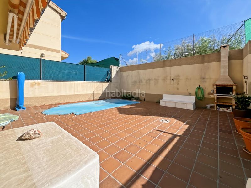 Foto f0705072-6c22-4330-8065-e7ba14ae7ffb. Casa aparellada amb calefacció piscina a Valdelaguna