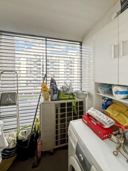 Foto 2e90f156-b1af-4ec1-9a2e-590fdffd9467. Flat with heating parking pool in Ensanche de Vallecas-La Gavia Madrid
