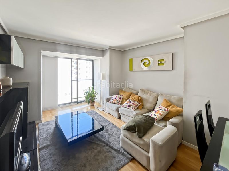 Foto 4d2af1f6-8e98-4e85-9d7b-e5979c89ed08. Flat with heating parking pool in Ensanche de Vallecas-La Gavia Madrid