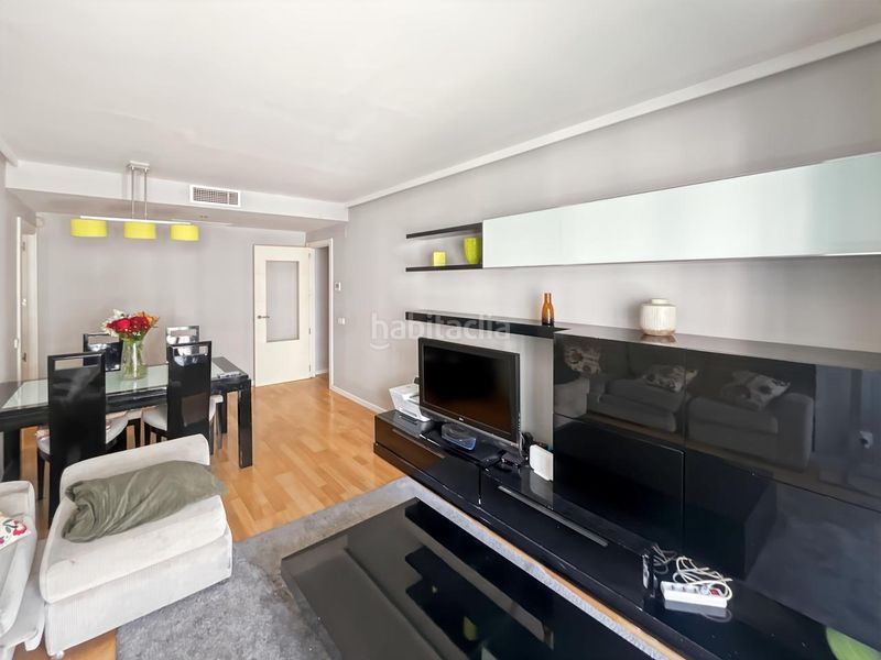 Foto 60a47072-b292-457b-88bf-7e675affcbdc. Flat with heating parking pool in Ensanche de Vallecas-La Gavia Madrid