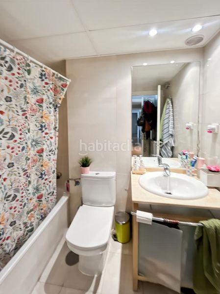 Foto b727e58b-2d1b-4860-acc9-df40c5b86294. Flat with heating parking pool in Ensanche de Vallecas-La Gavia Madrid