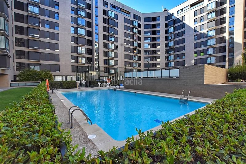 Foto d53c981c-c1c5-4942-abfc-c94f354d0d12. Flat with heating parking pool in Ensanche de Vallecas-La Gavia Madrid