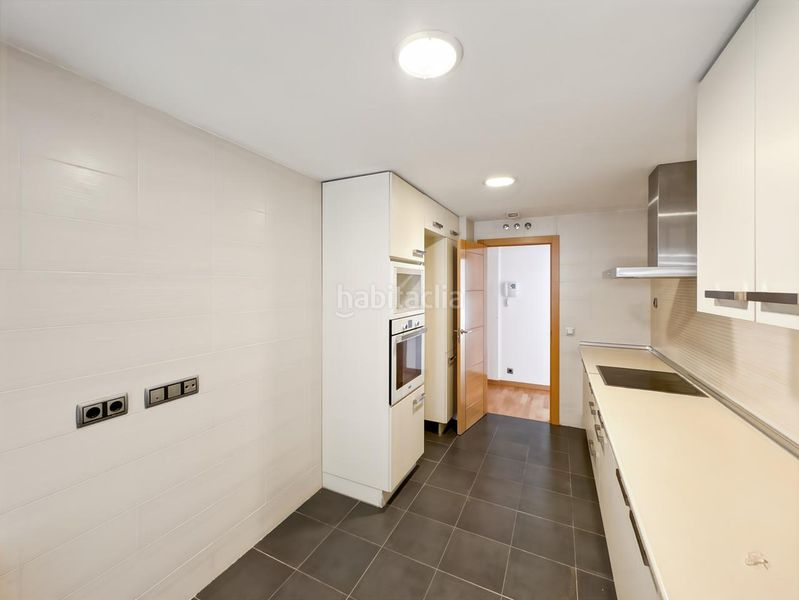 Foto 38aa5e4f-aca7-4c70-b1e5-97bab9ce3850. Flat with heating parking pool in Ensanche de Vallecas-La Gavia Madrid