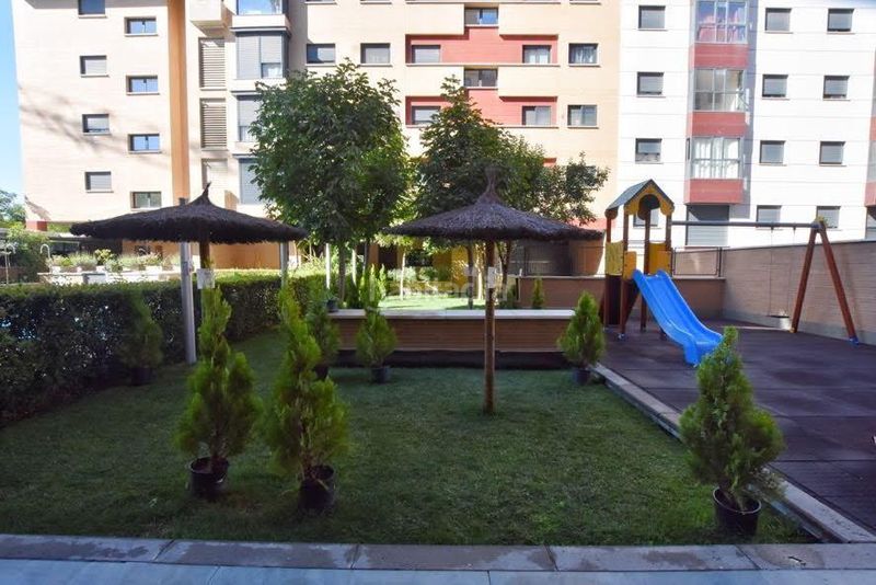 Foto 7b2bc1e3-ac07-48e2-af01-d49738a957ca. Flat with heating parking pool in Ensanche de Vallecas-La Gavia Madrid