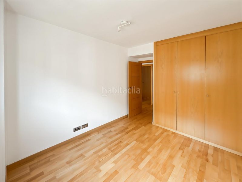 Foto f4ceb8ba-5ebd-439d-94fd-4200ad9cca65. Flat with heating parking pool in Ensanche de Vallecas-La Gavia Madrid