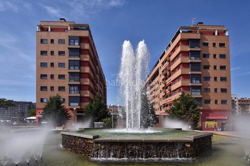 Foto fdbfffdd-b7db-4d8b-87b2-6cd2f42a4e40. Pis amb calefacció aparcament piscina a Ensanche de Vallecas-La Gavia Madrid