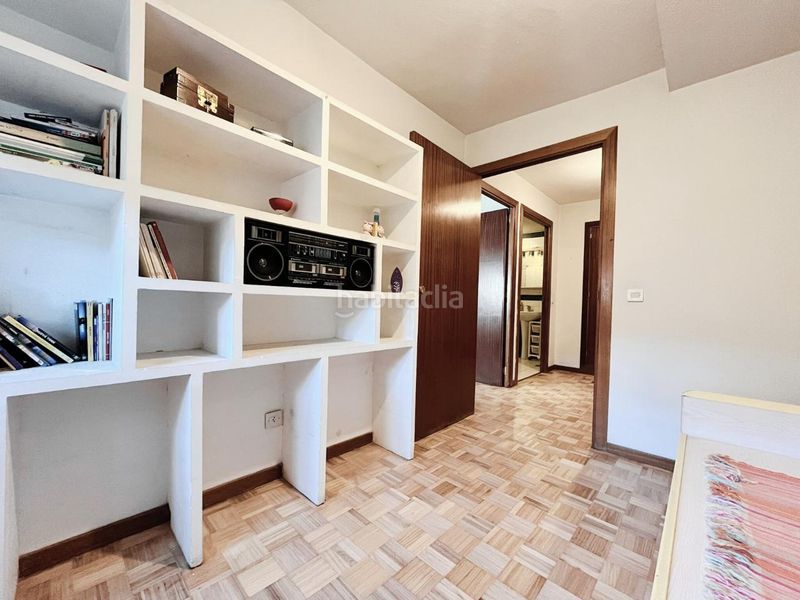 Foto d09e7762-89b9-44f4-aaa4-409f52bb452a. Planta baixa a Santa Eugenia Madrid
