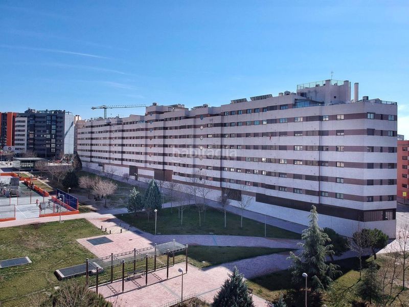 Foto c3666398-4c9a-4951-bfac-d63ab2bbd7b7. Pis amb calefacció aparcament piscina a Ensanche de Vallecas-La Gavia Madrid