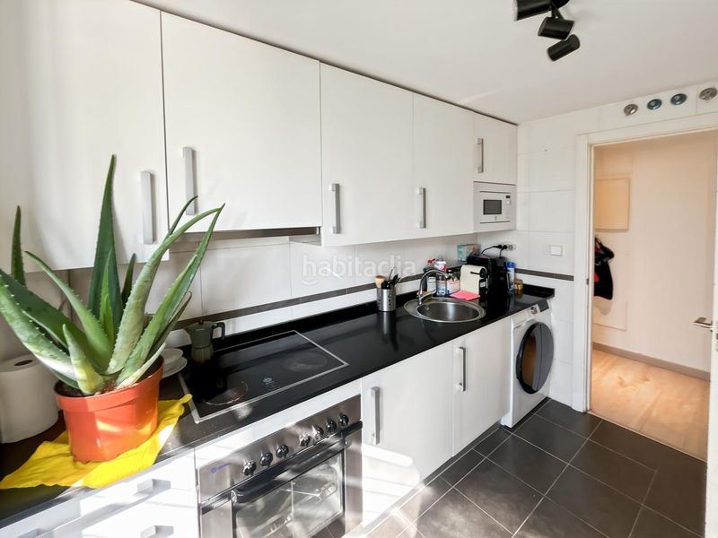 Foto 124ca1ec-4aa8-45f0-9898-3174031a46d9. Flat with heating parking pool in Ensanche de Vallecas-La Gavia Madrid
