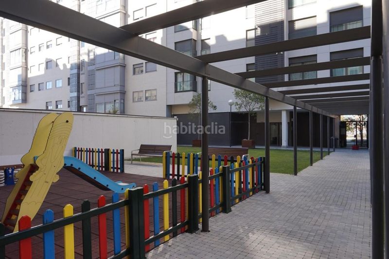Foto ba9d0dac-03b6-4ae8-b073-7c9a6f2ddb30. Flat with heating parking pool in Ensanche de Vallecas-La Gavia Madrid