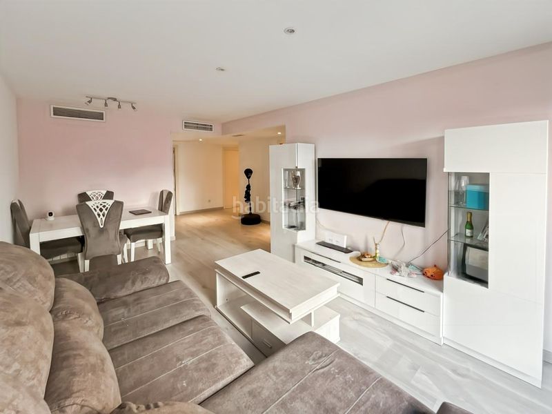 Foto c6755276-4877-43f2-bd1b-55e5eebcc760. Flat with heating parking pool in Ensanche de Vallecas-La Gavia Madrid