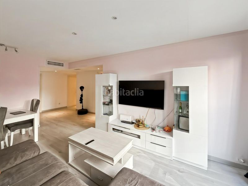 Foto e99d3593-2de6-49d8-81aa-c35c2ca71019. Flat with heating parking pool in Ensanche de Vallecas-La Gavia Madrid