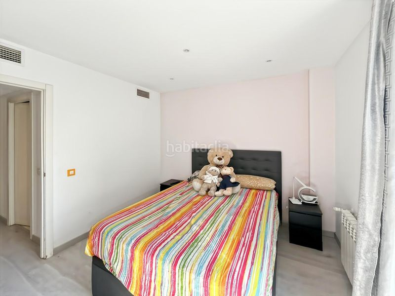 Foto edb54b92-b274-4d8a-8d35-f4c27380768f. Flat with heating parking pool in Ensanche de Vallecas-La Gavia Madrid