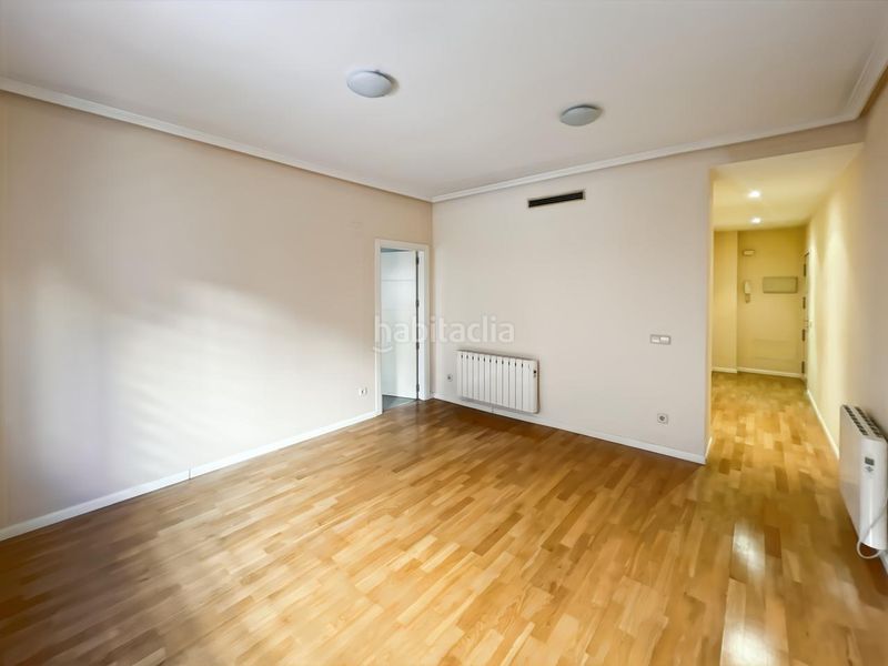 Foto d9e29ad2-8930-4794-b54a-0dce13972738. Planta baixa amb calefacció aparcament a San Diego Madrid