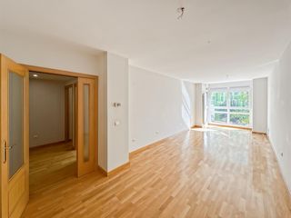 Appartamento  Calle de bernardino de pantorba. Piso en venta en ensanche de vallecas la gavia, villa de valleca