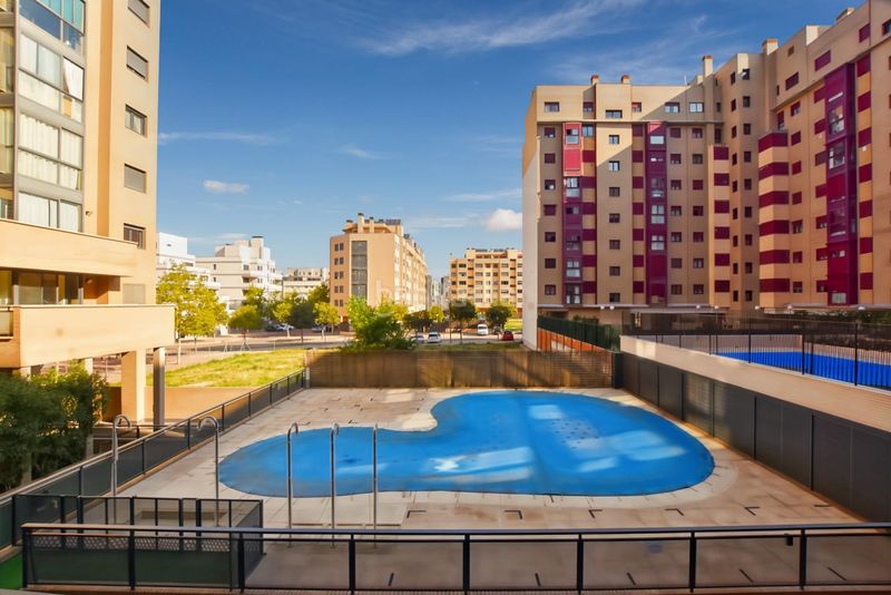 Foto b333003b-4836-406a-9bf8-d23c5c888c0d. Pis amb calefacció aparcament piscina a Ensanche de Vallecas-La Gavia Madrid