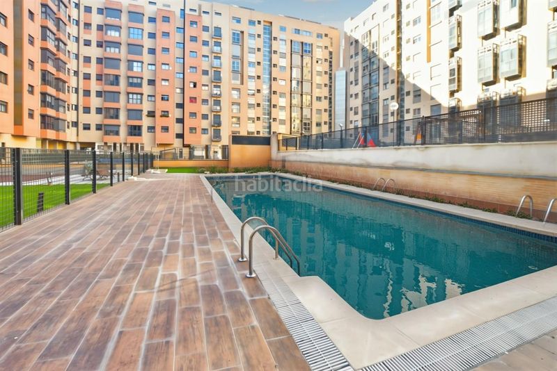 Foto c50f44f3-00a4-4198-a880-d759d53657d6. Pis amb calefacció aparcament piscina a Ensanche de Vallecas-La Gavia Madrid