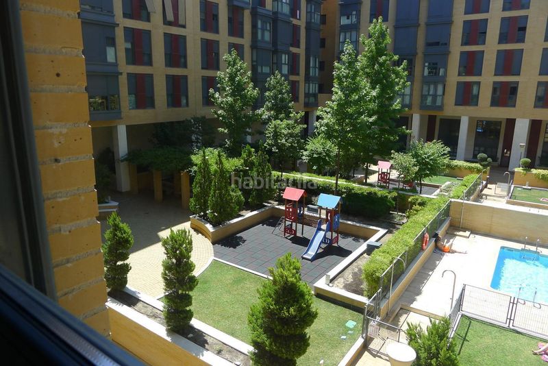 Foto 0e237566-a712-416d-90d5-b9318c4a5f58. Pis amb calefacció aparcament piscina a Ensanche de Vallecas-La Gavia Madrid