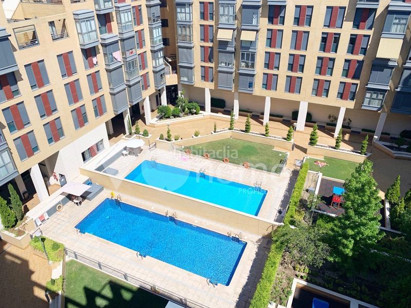 Foto 9722305b-9256-4773-b7a5-caf43a4e47b5. Pis amb calefacció aparcament piscina a Ensanche de Vallecas-La Gavia Madrid