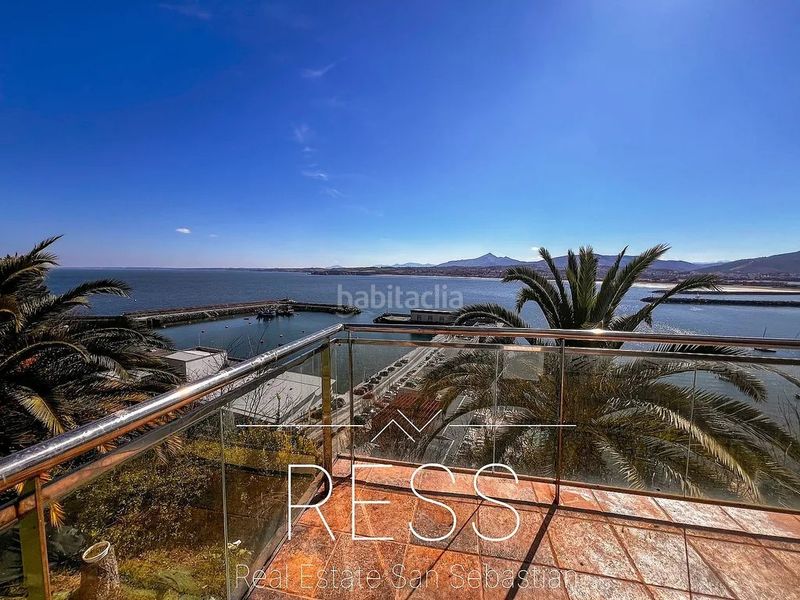 Foto 8ab006f4-b04a-4479-8975-c3d765c47ed7. Xalet amb xemeneia a Hondarribia