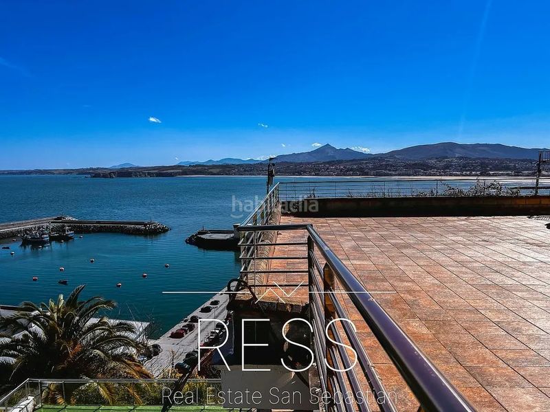 Foto a83f233e-2e8e-4b01-bfe2-b940ba1669b3. Xalet amb xemeneia a Hondarribia