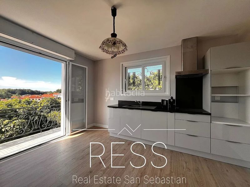 Foto 5b2dec48-56cb-4d63-b025-ae4dc3adb0bc. Xalet amb calefacció aparcament a Hendaye