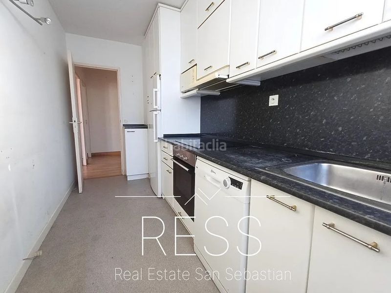 Foto 3afbb738-2e7a-4e31-92c6-0615ef682883. Pis amb calefacció a Hendaye